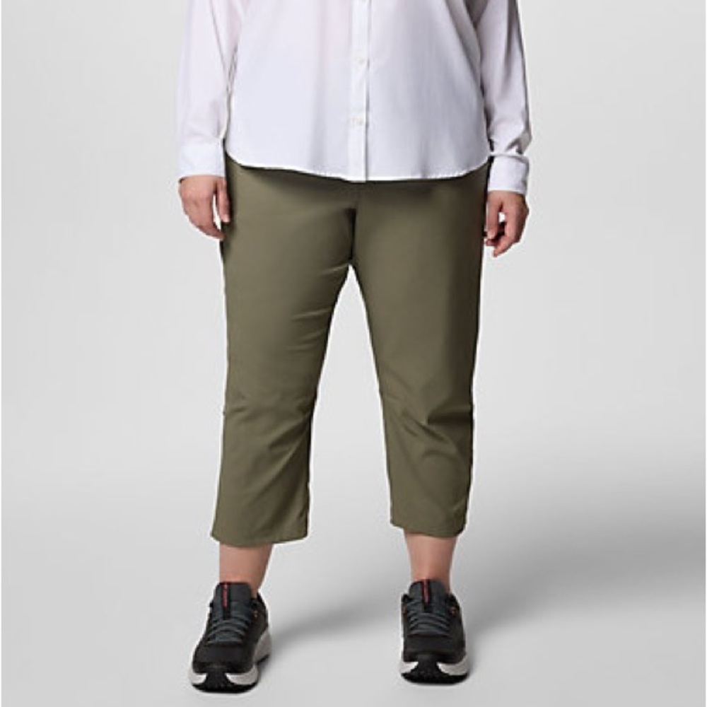 Carroll Reed Olive Green Capris